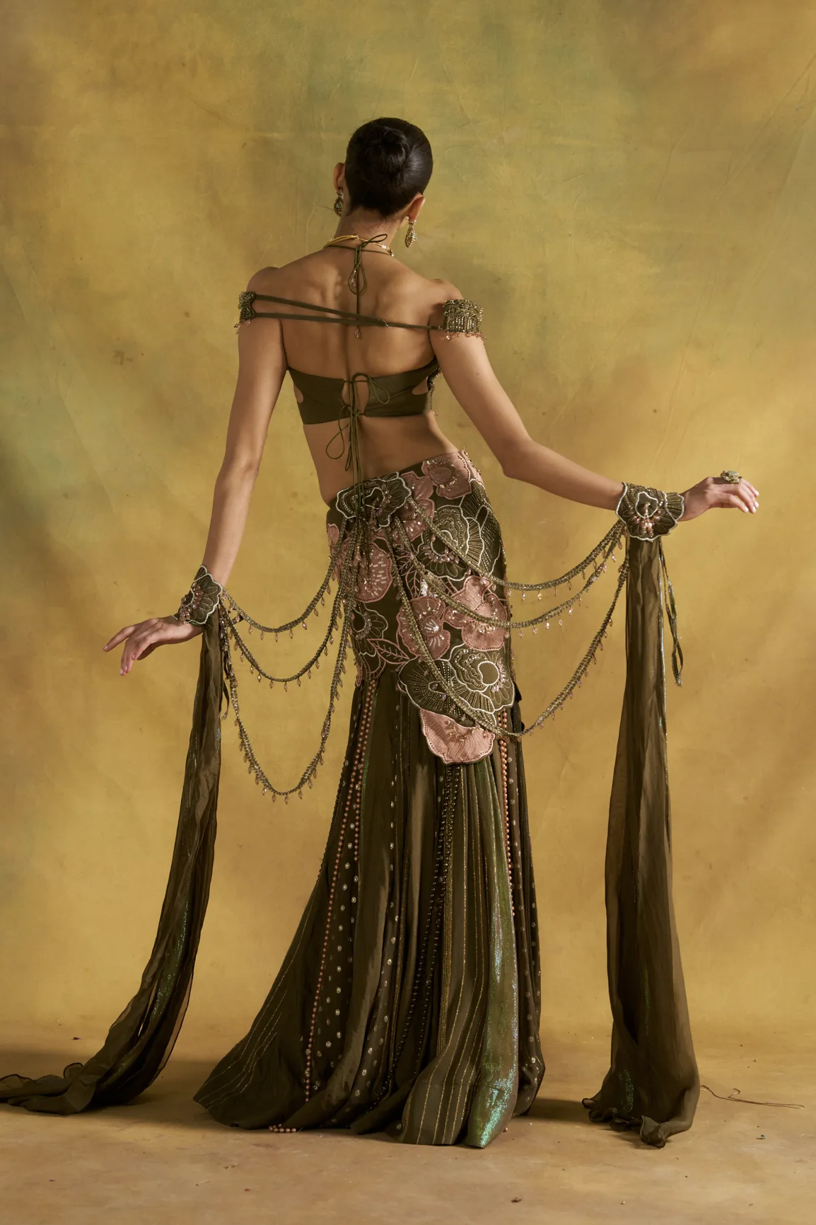 Laila Set by Rishi and Vibhuti, view 3