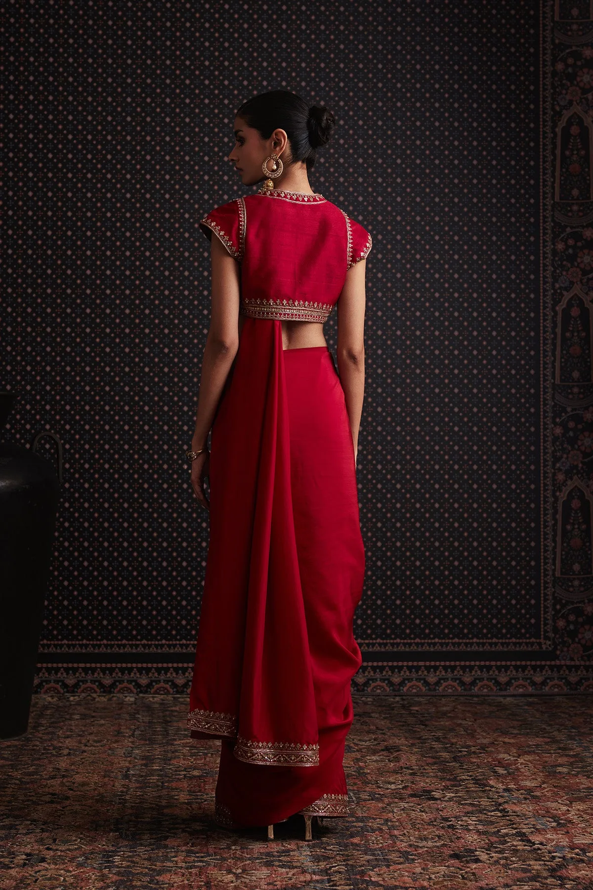 Odette Saree Set by Ridhi Mehra, view 3