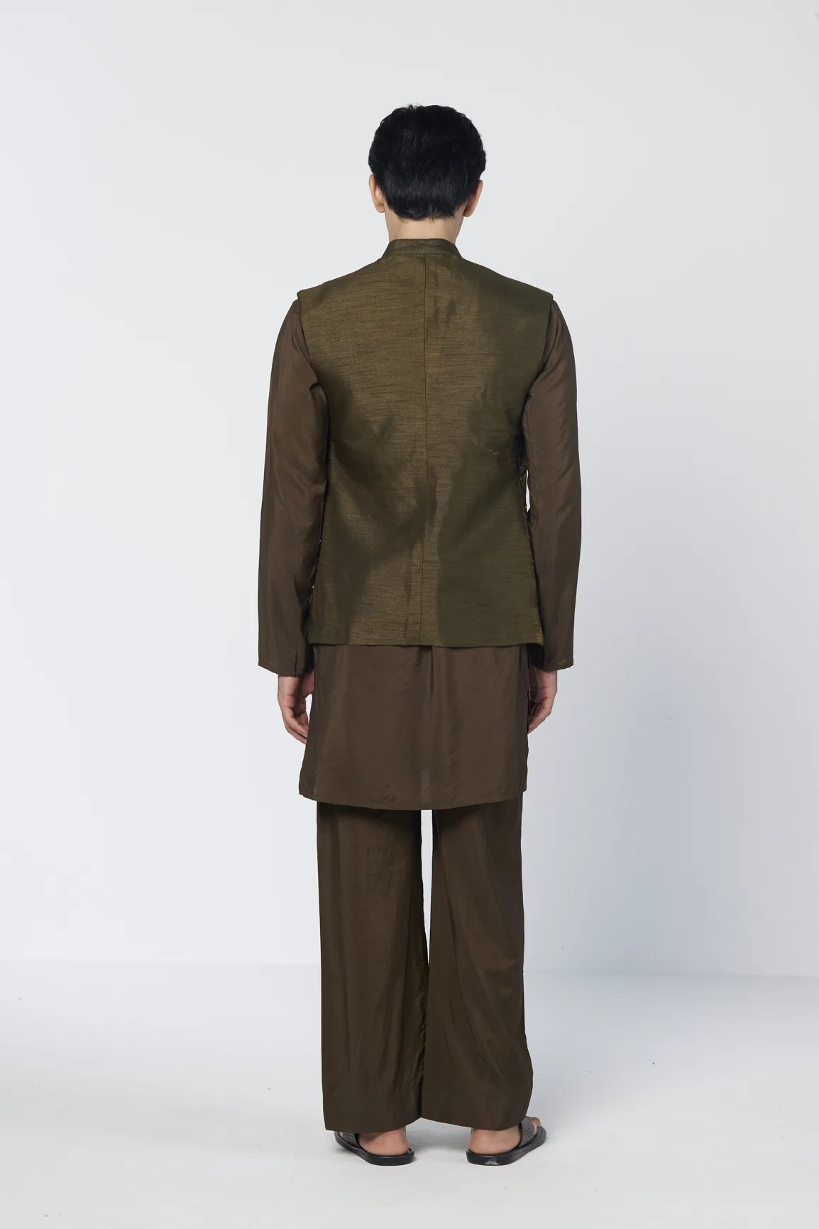 Shadow Olive Men's Kurta by Rishi and Vibhuti, view 4