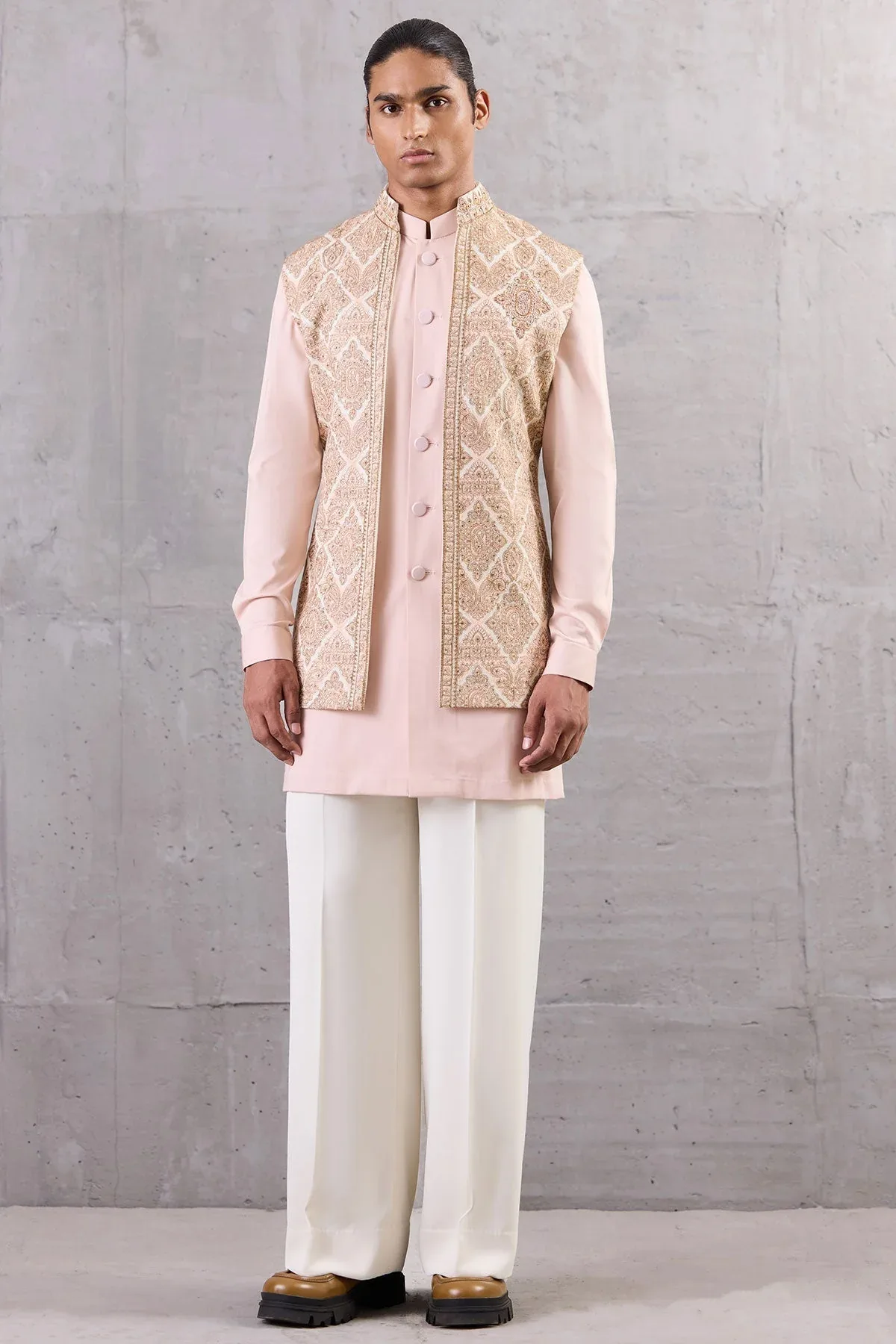 Ruhaan by Qbik