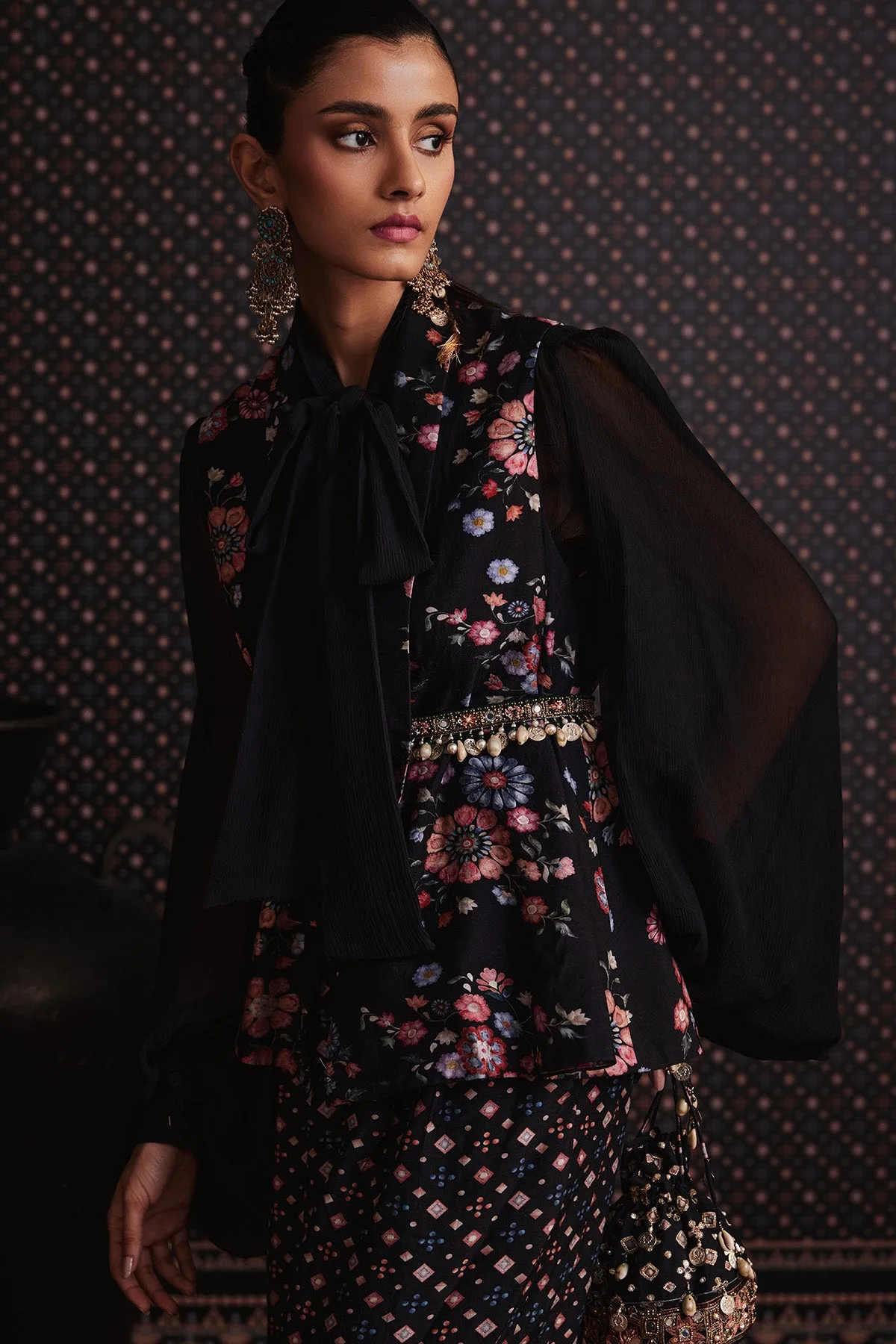 Boheme Cape Set by Ridhi Mehra, palazzo set, view 3