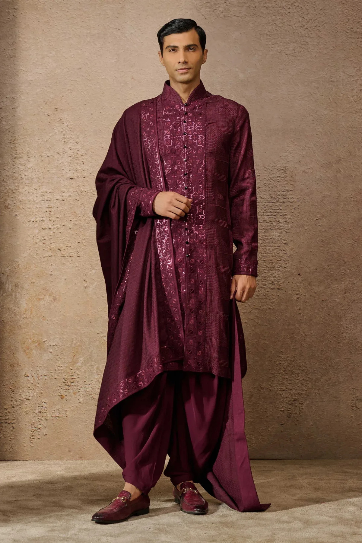 Otherworldly Textured Kurta Set by Tarun Tahiliani
