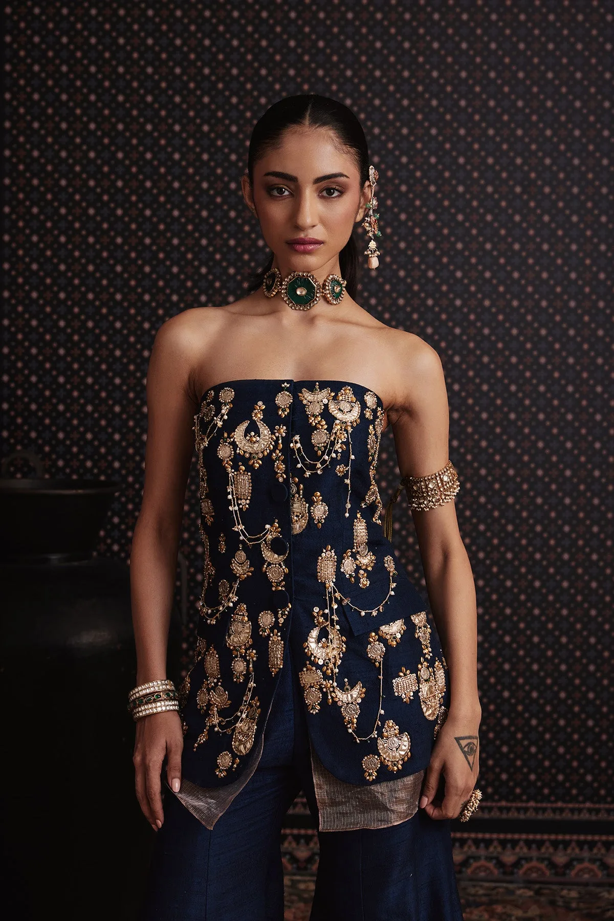 Wanderlust Jacket Set by Ridhi Mehra, view 4
