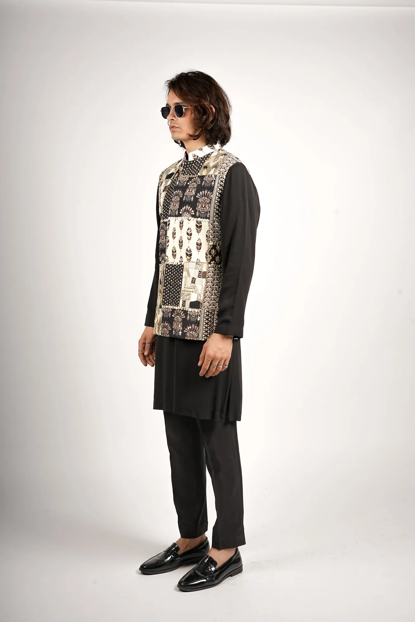 Shyam Patchwork Bundi Set by SVA, ivory sherwani, view 2