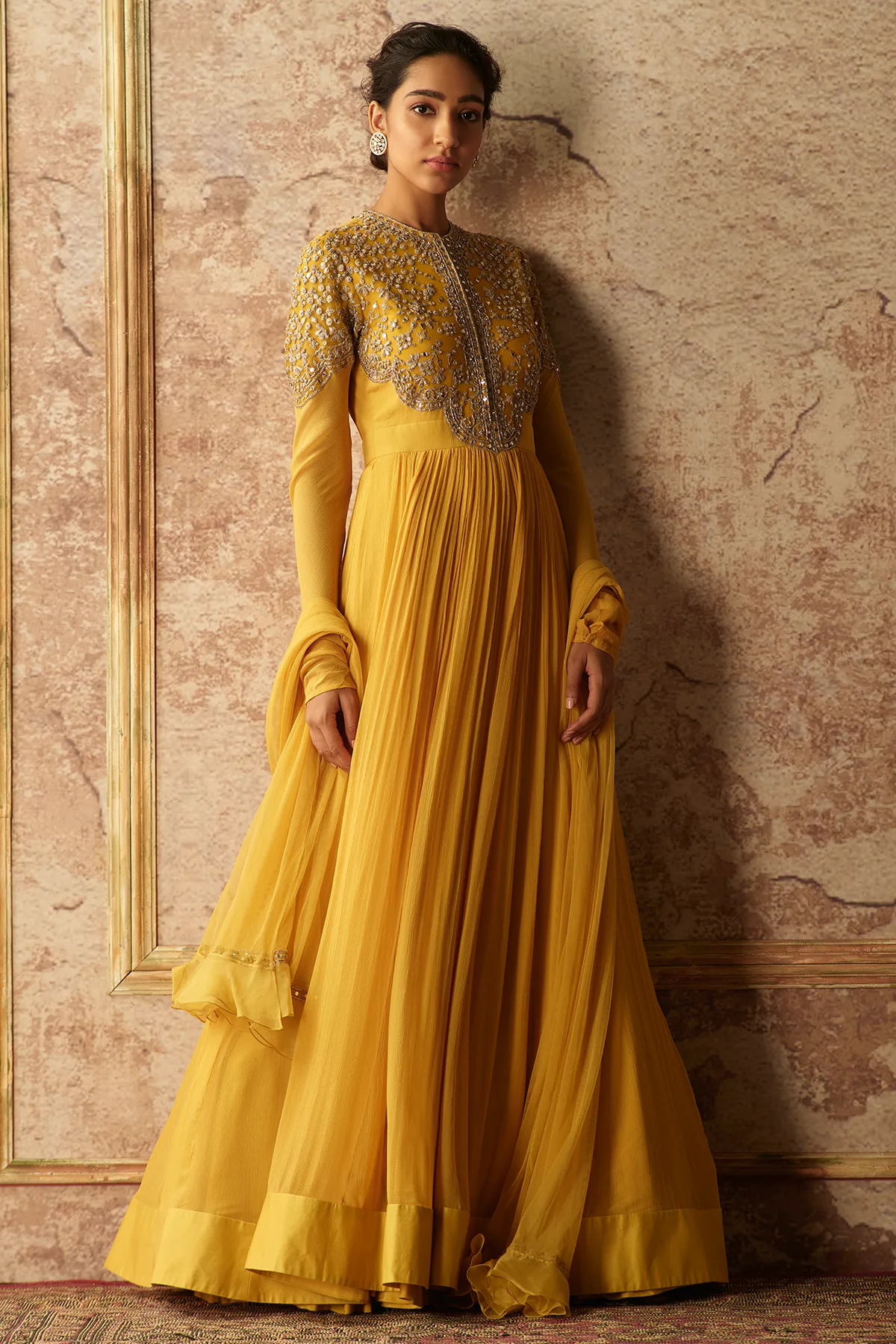 Zaina by Ridhi Mehra