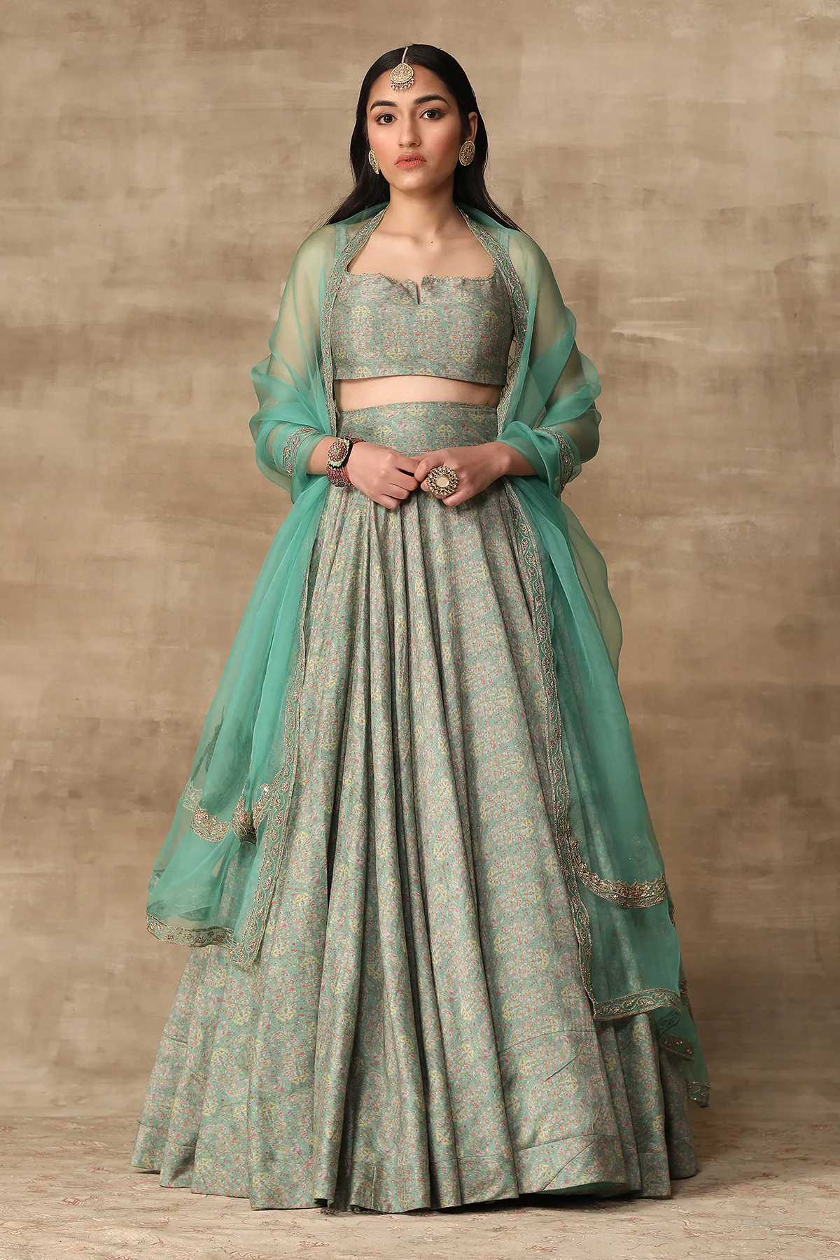 Feroja by Ridhi Mehra
