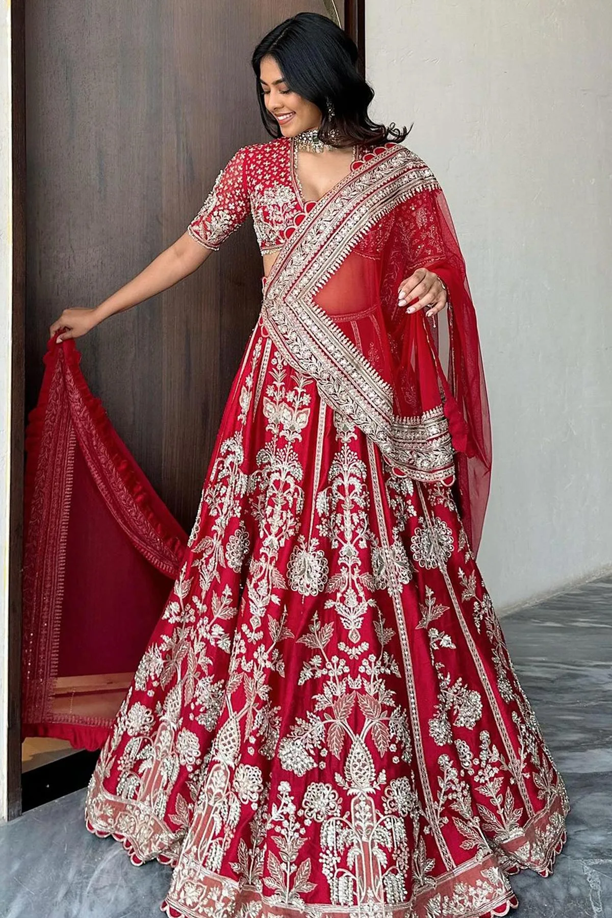 divya bopanna in Shanno Lehenga Set by Ridhi Mehra in red