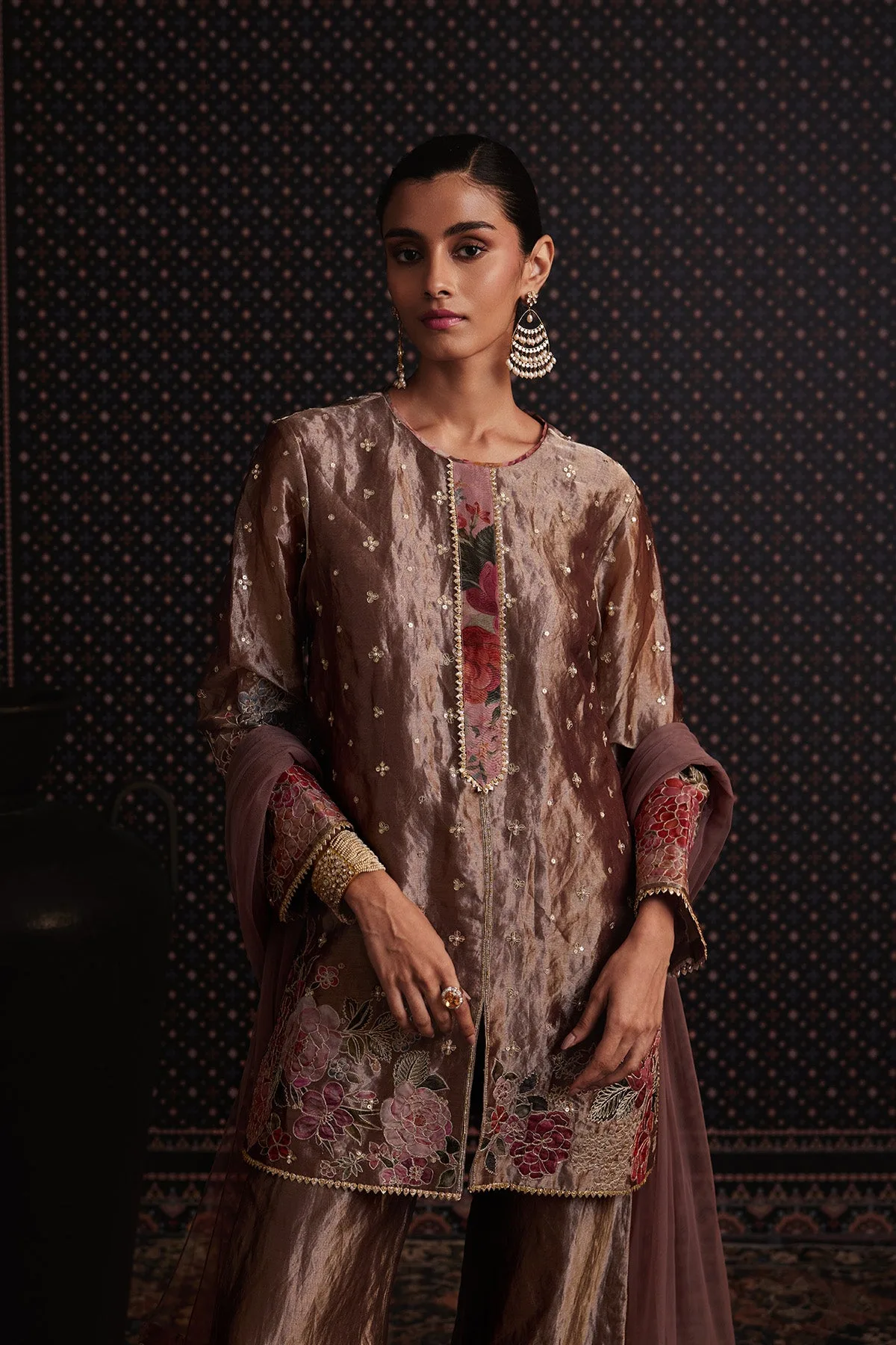 Afterglow Kurta Set by Ridhi Mehra, view 2