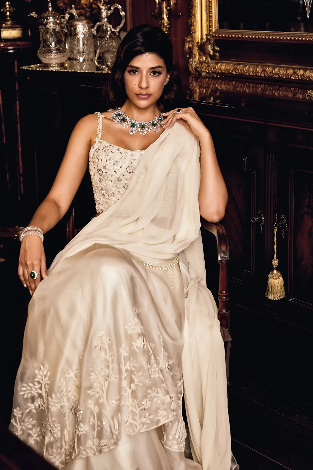 Amaya by Ridhi Mehra, ivory sari, view 3